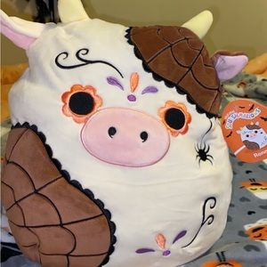 Ronnie Halloween squish cow